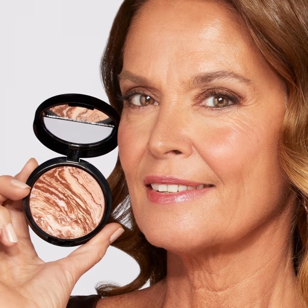 Laura Geller Baked Bronze-N-Brighten Multi-purpose Bronzer: Medium, .32oz, NIB - Picture 5 of 12